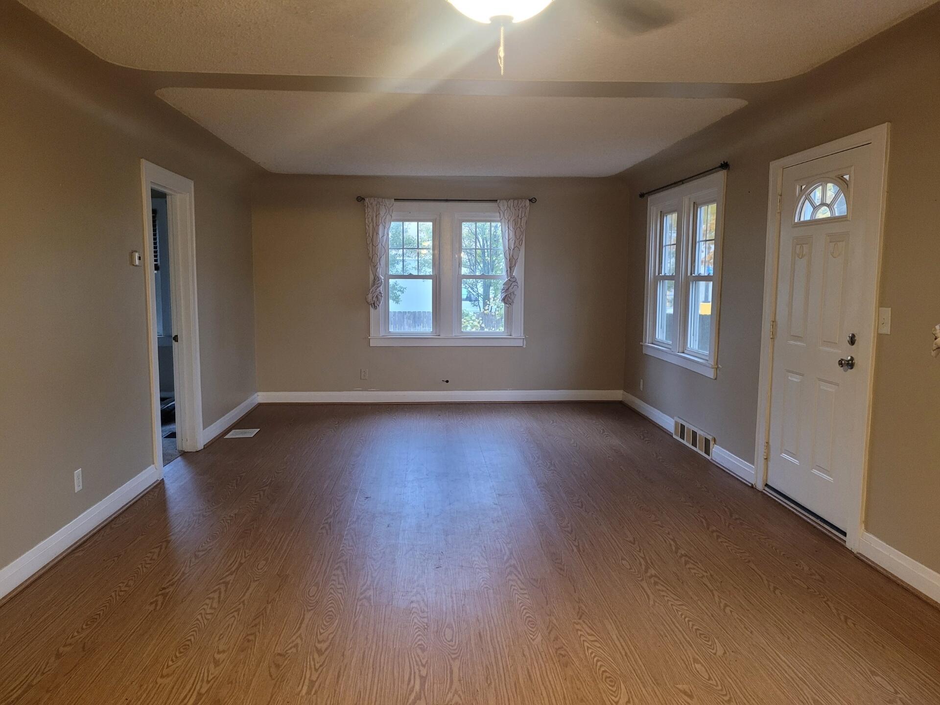 3308 Maple Grove Road Muskegon, MI 49441 - Photo 12 of 38 14EA9F