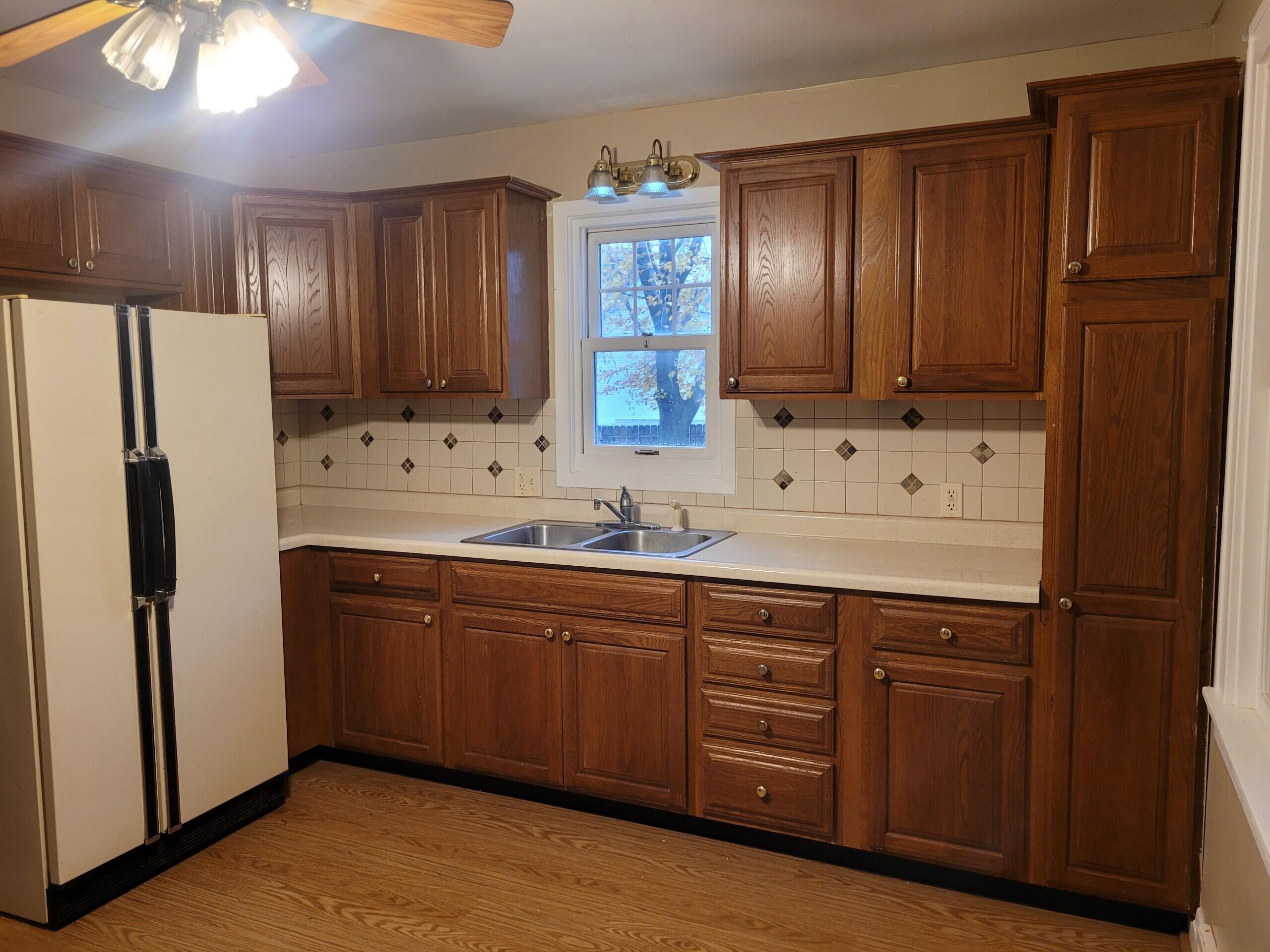 3308 Maple Grove Road Muskegon, MI 49441 - Photo 14 of 38 738C8C