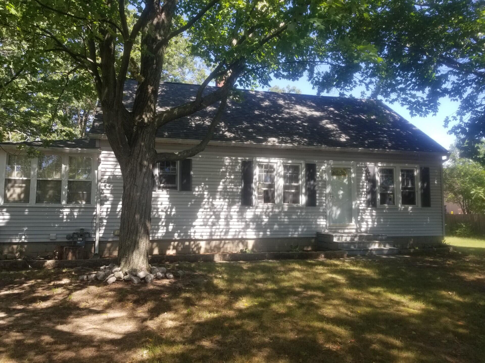 3308 Maple Grove Road Muskegon, MI 49441 - Photo 5 of 38 D7AFC