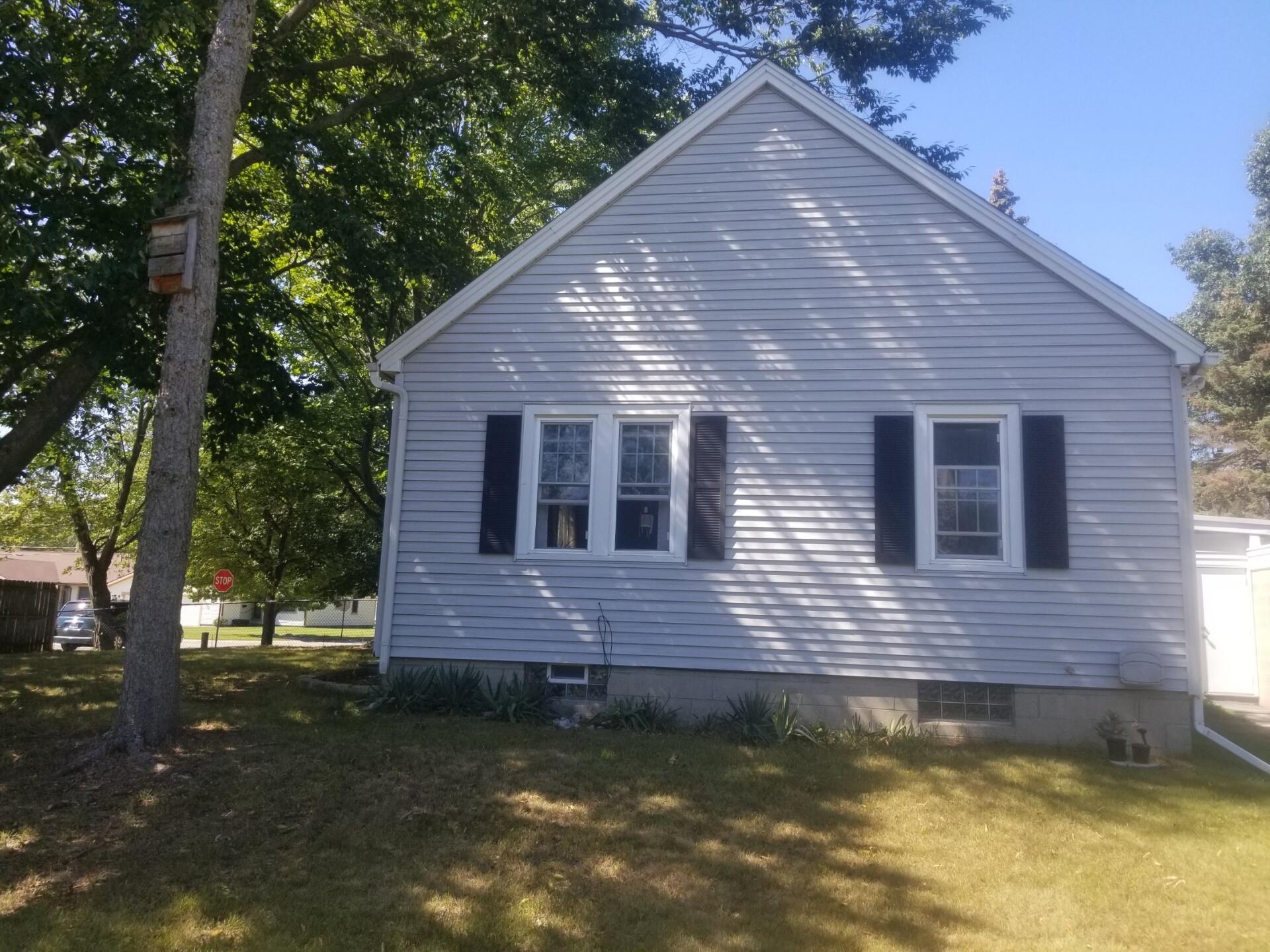 3308 Maple Grove Road Muskegon, MI 49441 - Photo 7 of 38 1DE946