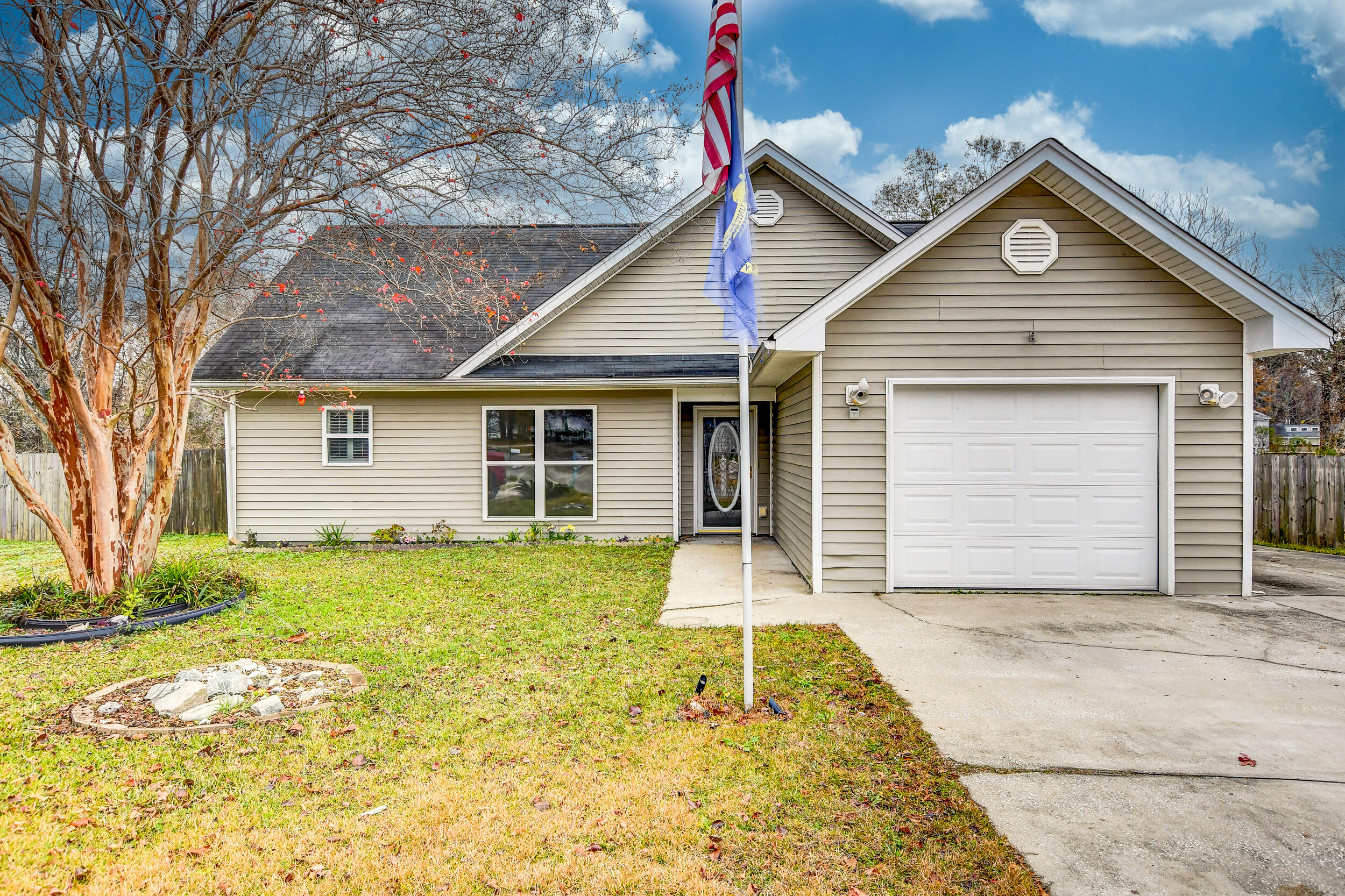 111 Alcester Road Goose Creek, SC 29445 - Photo 28 of 37 DSC_2609_10_11_12_13-Edit