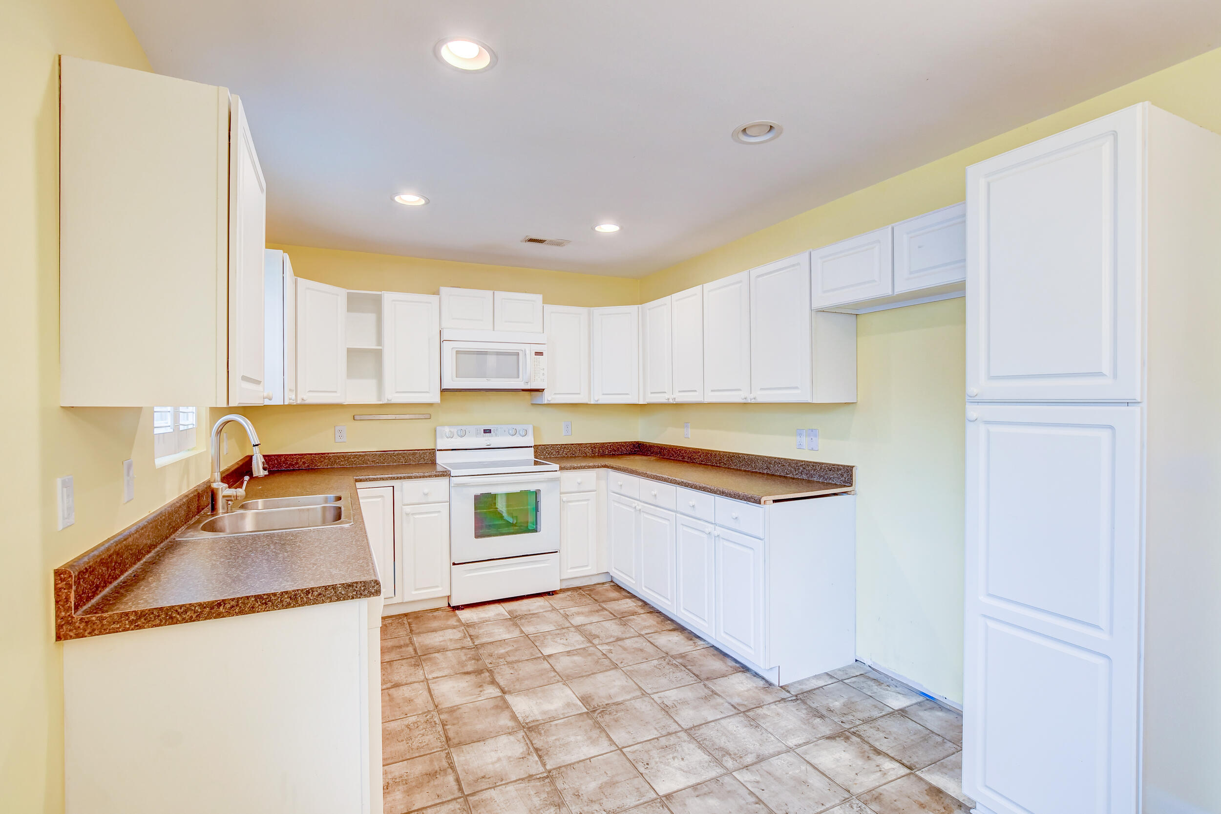 111 Alcester Road Goose Creek, SC 29445 - Photo 33 of 37 DSC_2654_5_6_7_8