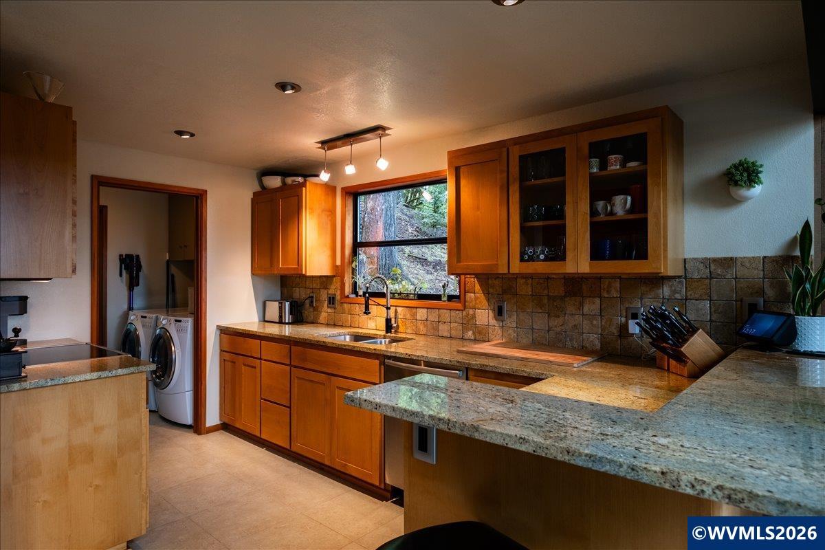 1420 Northwest Ribier Place Corvallis, OR 97330 - Photo 12 of 49 Gallery Image 12