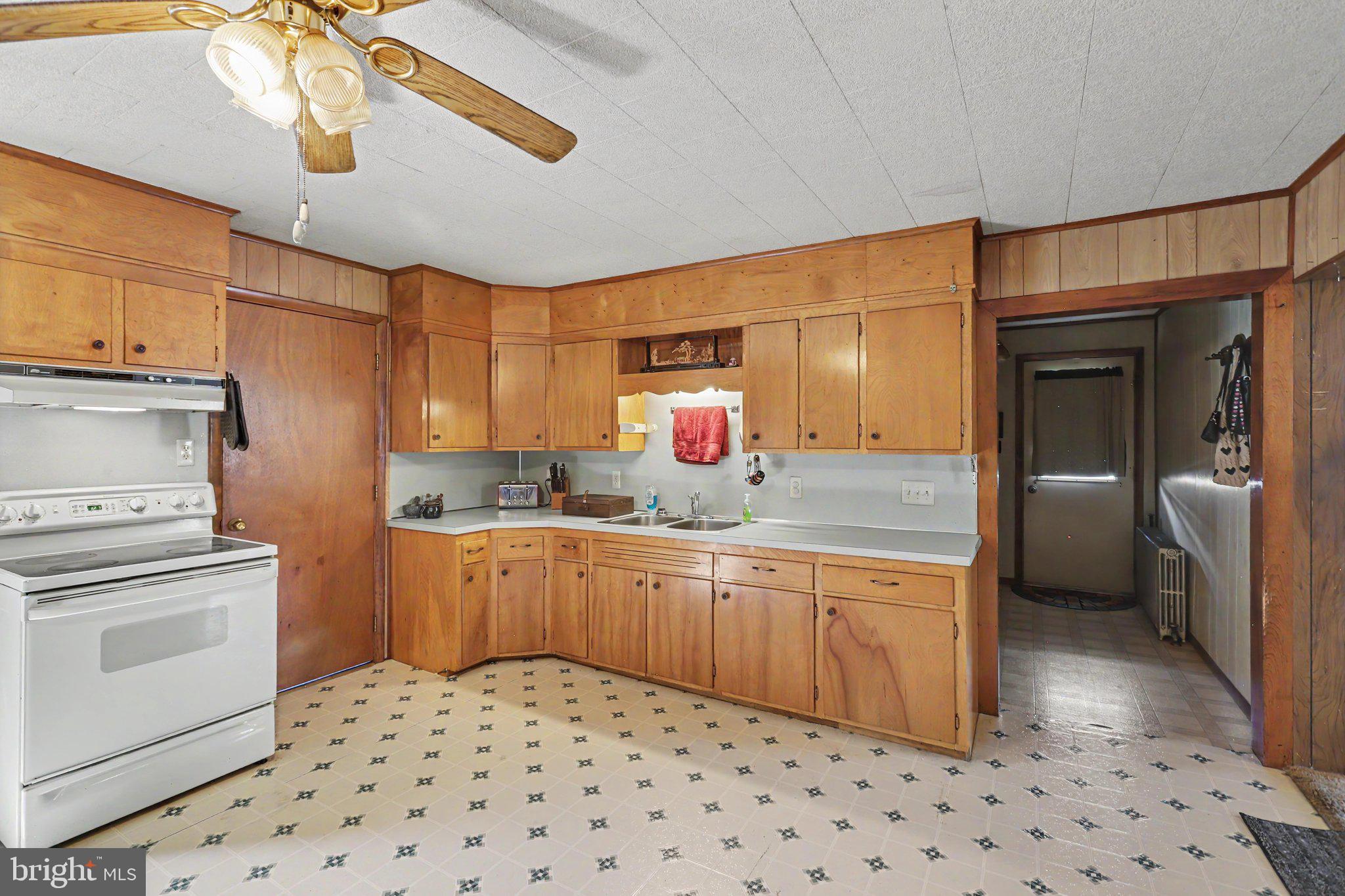1 East Main Street Walnut Bottom, PA 17266 - Photo 8 of 20