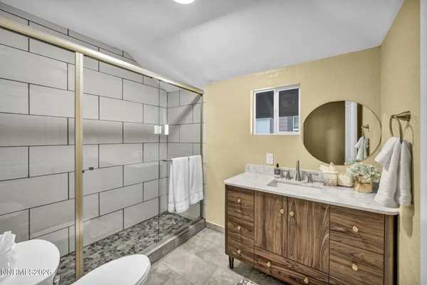 $3,500 | 33 West 8th Street, Reno, NV 89503