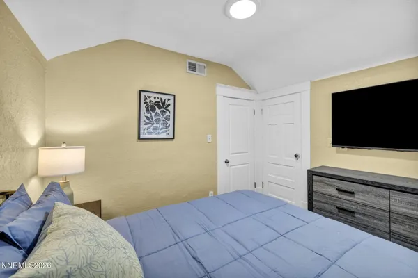 $3,500 | 33 West 8th Street, Reno, NV 89503