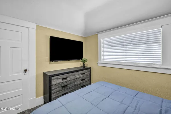 $3,500 | 33 West 8th Street, Reno, NV 89503