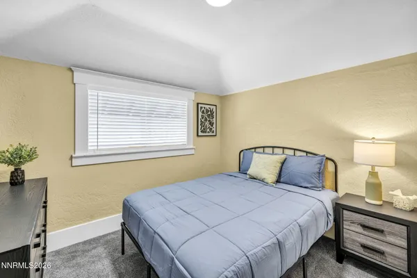 $3,500 | 33 West 8th Street, Reno, NV 89503
