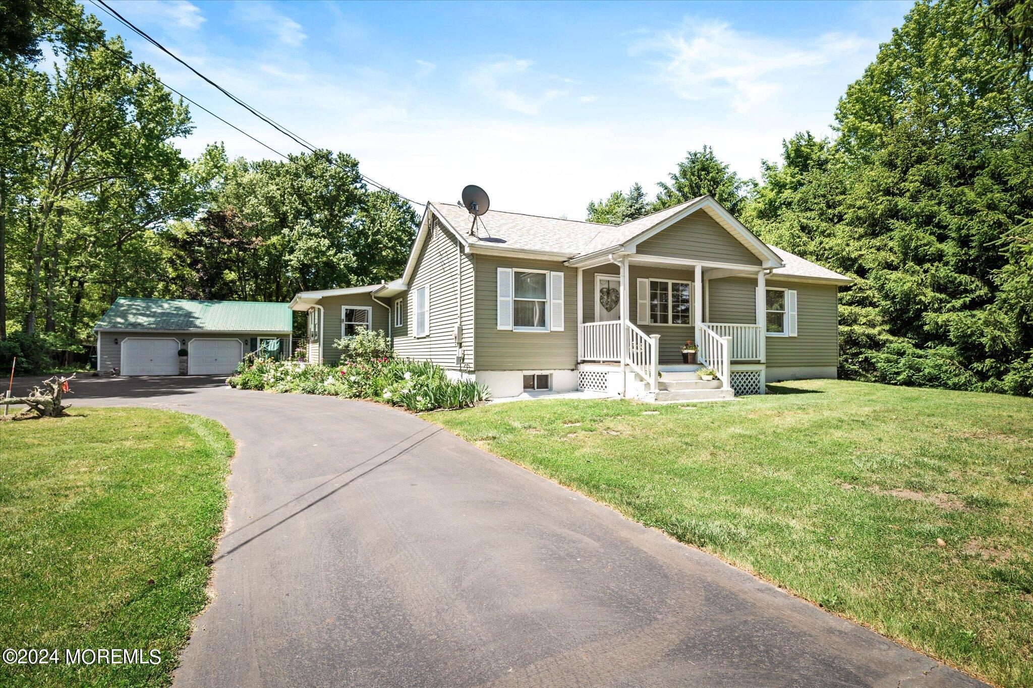 471 County Road 539 Cream Ridge, NJ 08514 - Photo 1 of 41 01-471_County_Rd_539-1