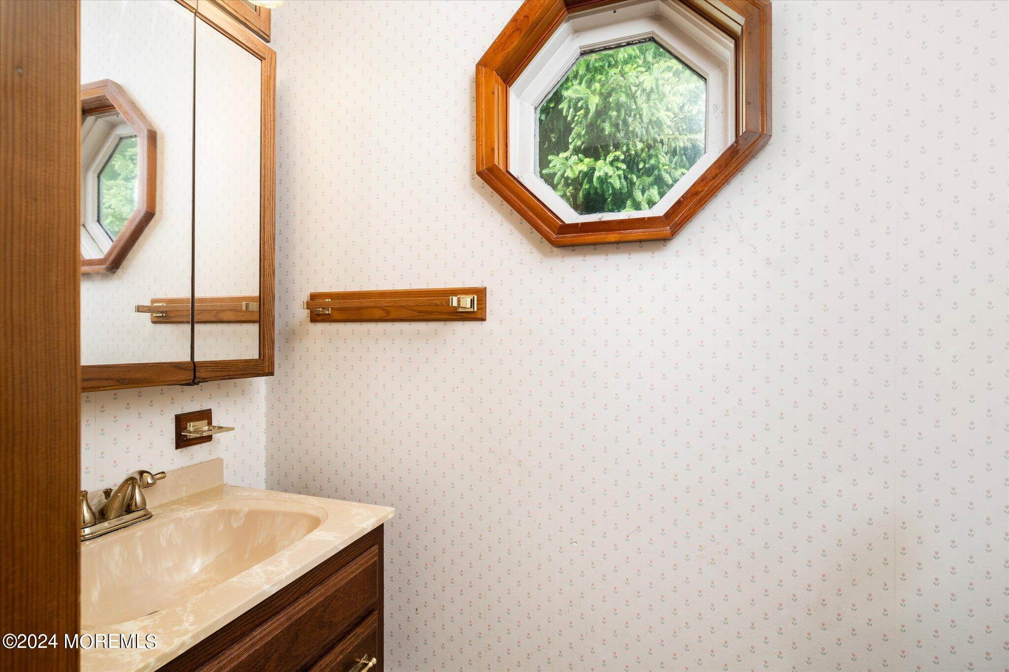 471 County Road 539 Cream Ridge, NJ 08514 - Photo 13 of 41 13-471_County_Rd_539-13