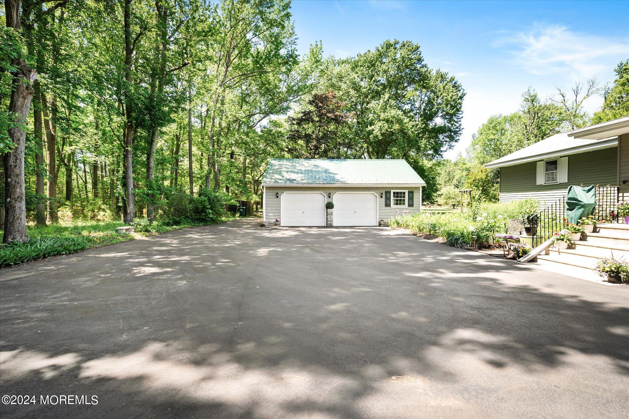 471 County Road 539 Cream Ridge, NJ 08514 - Photo 4 of 41 04-471_County_Rd_539-4