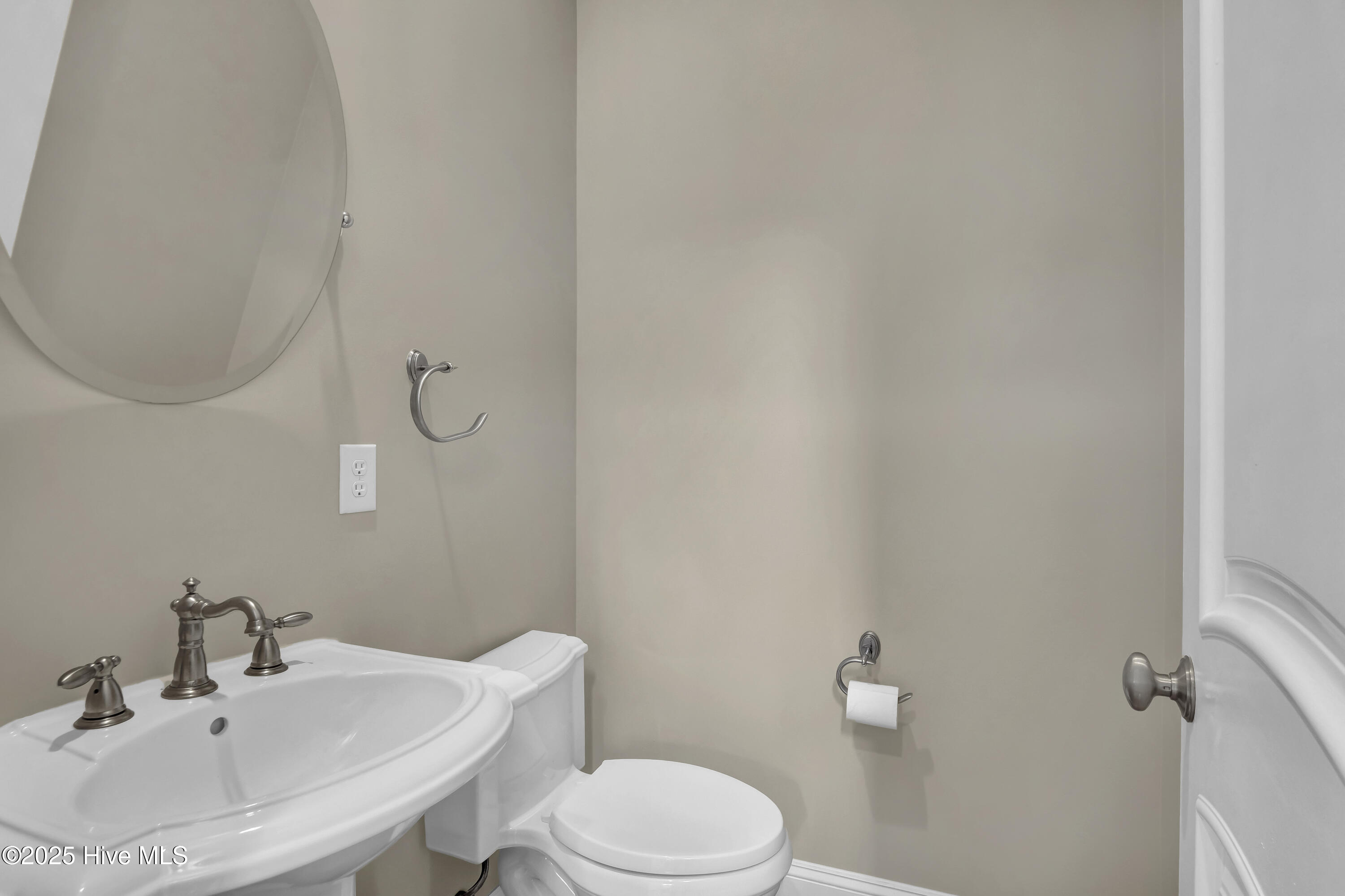 6215 Head Road Wilmington, NC 28409 - Photo 16 of 68 P1511020