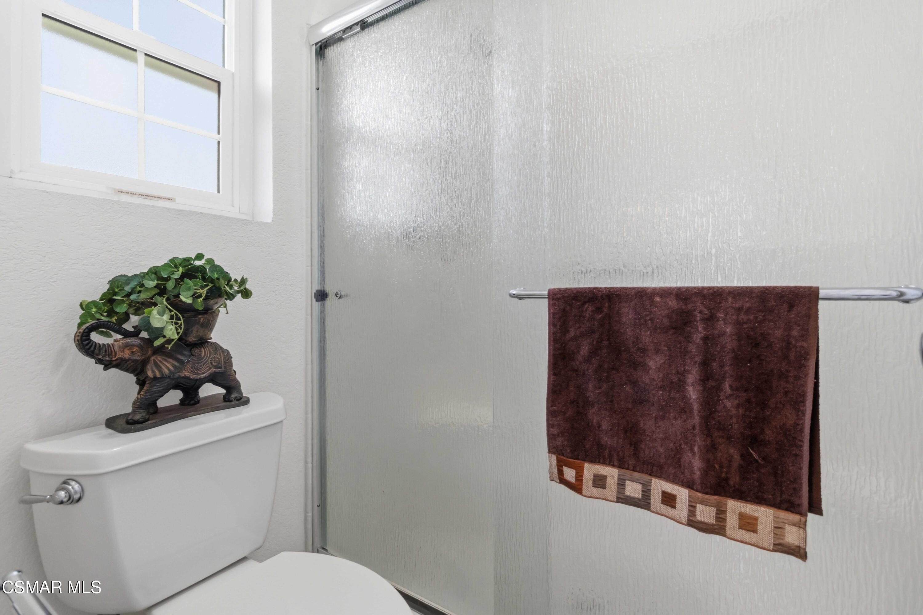 1962 Rory Lane, Unit 1 Simi Valley, CA 93063 - Photo 23 of 42 028