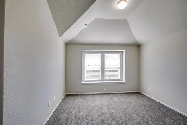 $1,595 | 306 Delta Crest, Maxwell, TX 78656