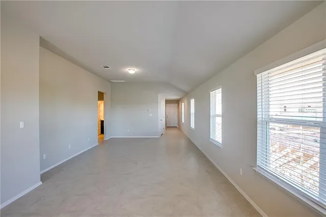 $1,595 | 306 Delta Crest, Maxwell, TX 78656