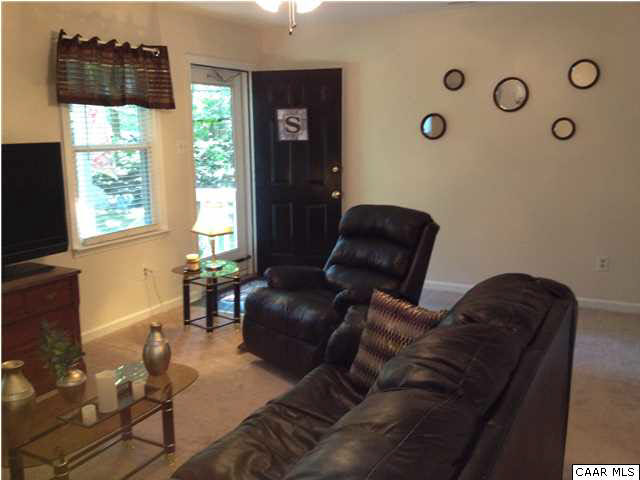 89 West Daffodil Road Ruckersville, VA 22968 - Photo 2 of 22 a living room with furniture and a window