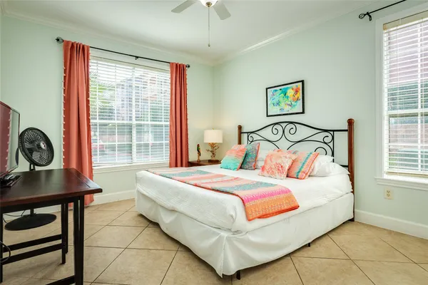 $315,000 | 7000 Seawall Boulevard, Unit 316, Galveston, TX 77551