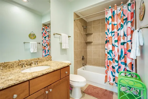 $315,000 | 7000 Seawall Boulevard, Unit 316, Galveston, TX 77551