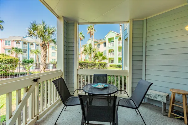 $315,000 | 7000 Seawall Boulevard, Unit 316, Galveston, TX 77551