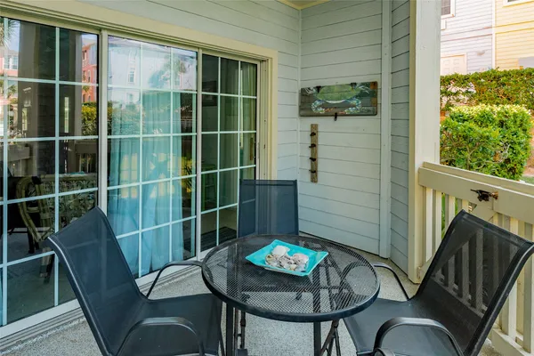 $315,000 | 7000 Seawall Boulevard, Unit 316, Galveston, TX 77551