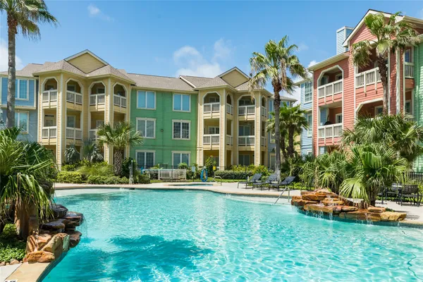 $315,000 | 7000 Seawall Boulevard, Unit 316, Galveston, TX 77551
