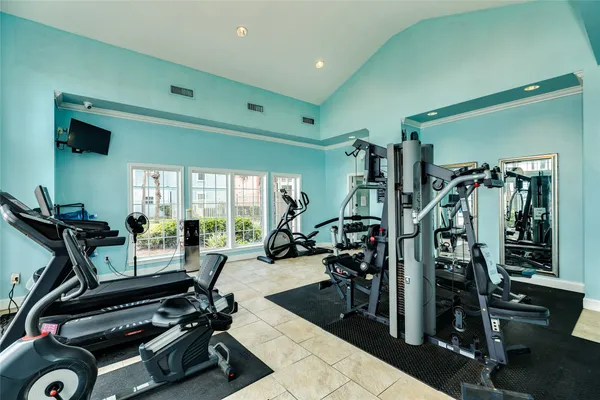 $315,000 | 7000 Seawall Boulevard, Unit 316, Galveston, TX 77551