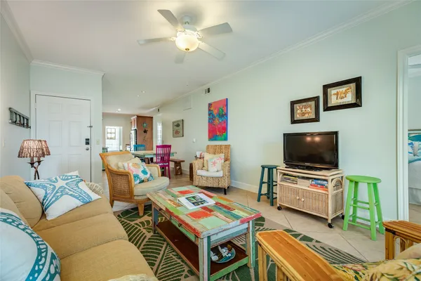 $315,000 | 7000 Seawall Boulevard, Unit 316, Galveston, TX 77551