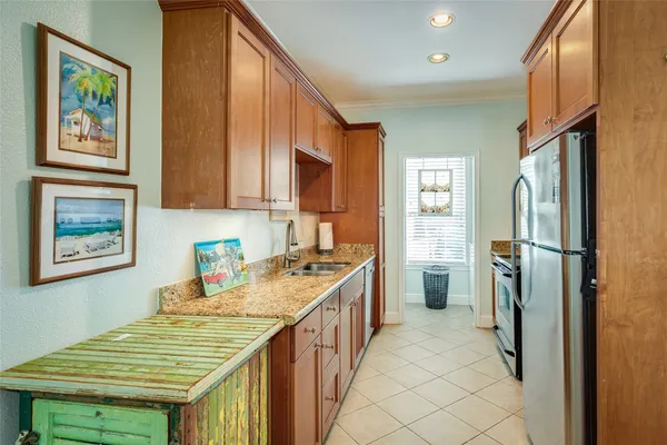 $315,000 | 7000 Seawall Boulevard, Unit 316, Galveston, TX 77551