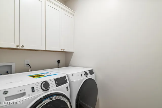 $532,800 | 107 Alpine Drive, Clinton, TN 37716