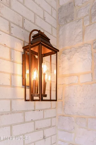 $532,800 | 107 Alpine Drive, Clinton, TN 37716