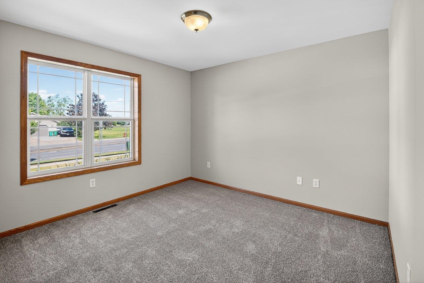 4817 Marsh Road Madison, WI 53718 - Photo 16 of 31