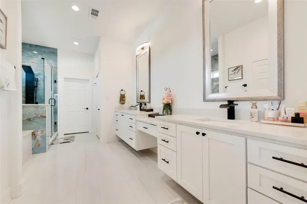 $594,990 | 327 Lovers Lane, Terrell, TX 75160