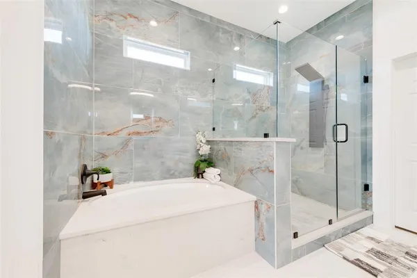 $594,990 | 327 Lovers Lane, Terrell, TX 75160