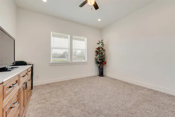 $594,990 | 327 Lovers Lane, Terrell, TX 75160