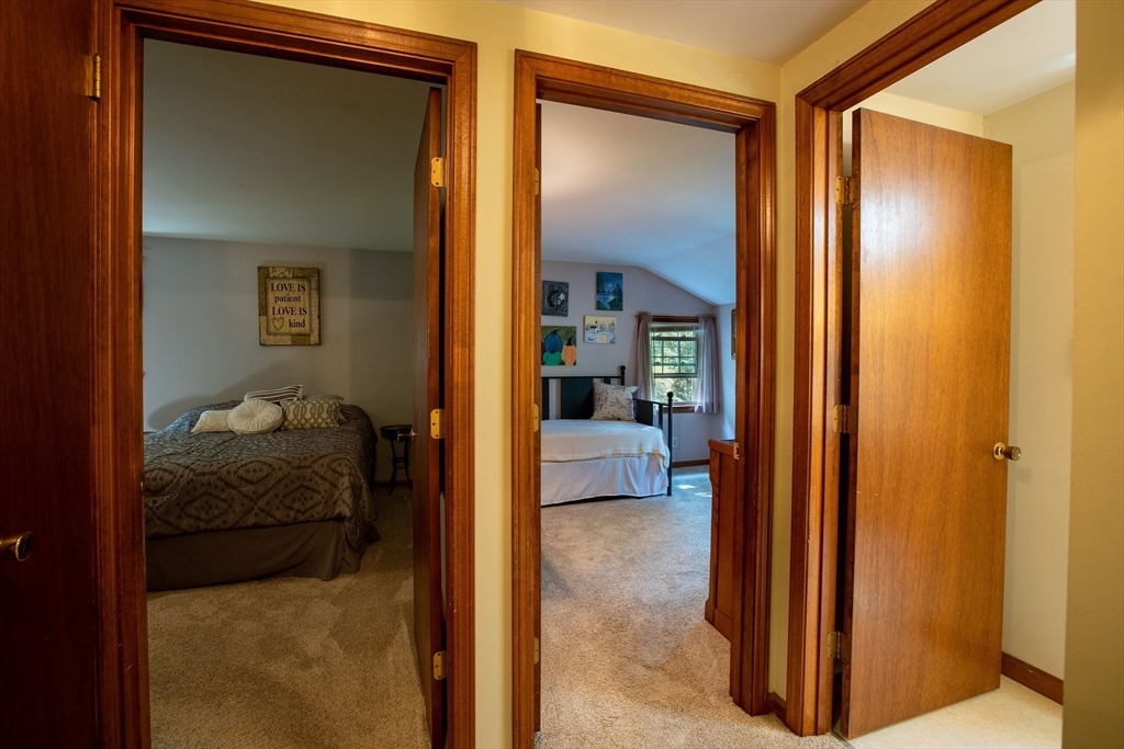 146 Bragg Road West Brookfield, MA 01585 - Photo 17 of 42 Gallery Image 17