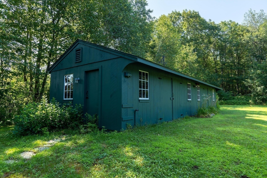 146 Bragg Road West Brookfield, MA 01585 - Photo 33 of 42 Gallery Image 33