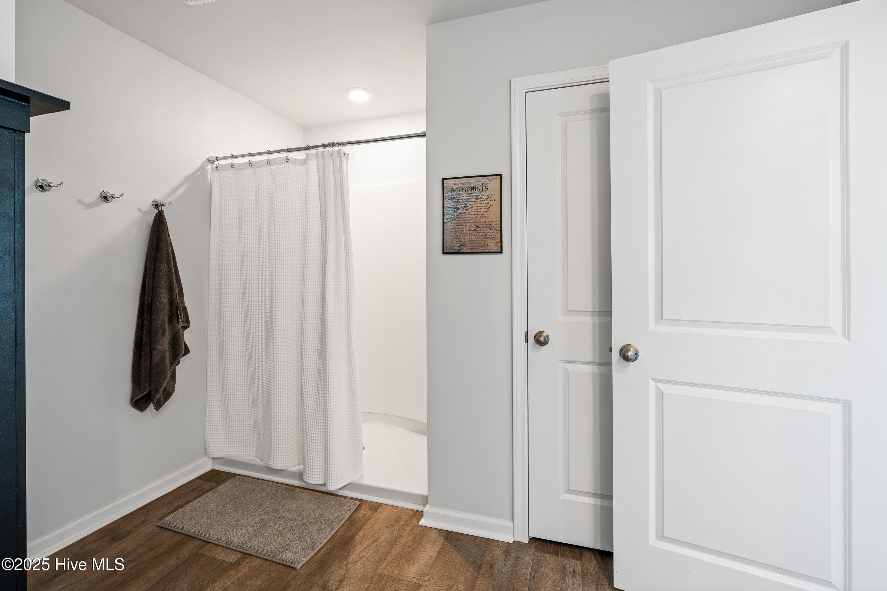 209 Sunshine Drive Holly Ridge, NC 28445 - Photo 29 of 44 209 Sunshine Dr MLS-38