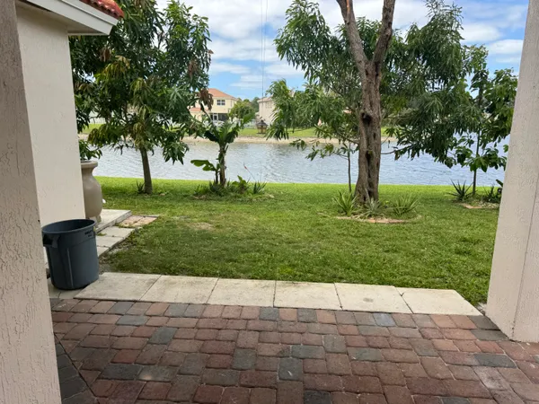 $3,450 | 6457 Adriatic Way, Lake Belvedere Estates, FL 33413