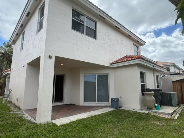 $3,450 | 6457 Adriatic Way, Lake Belvedere Estates, FL 33413