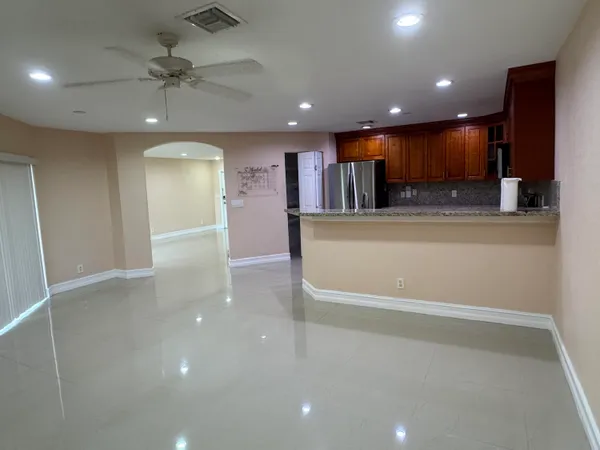 $3,450 | 6457 Adriatic Way, Lake Belvedere Estates, FL 33413