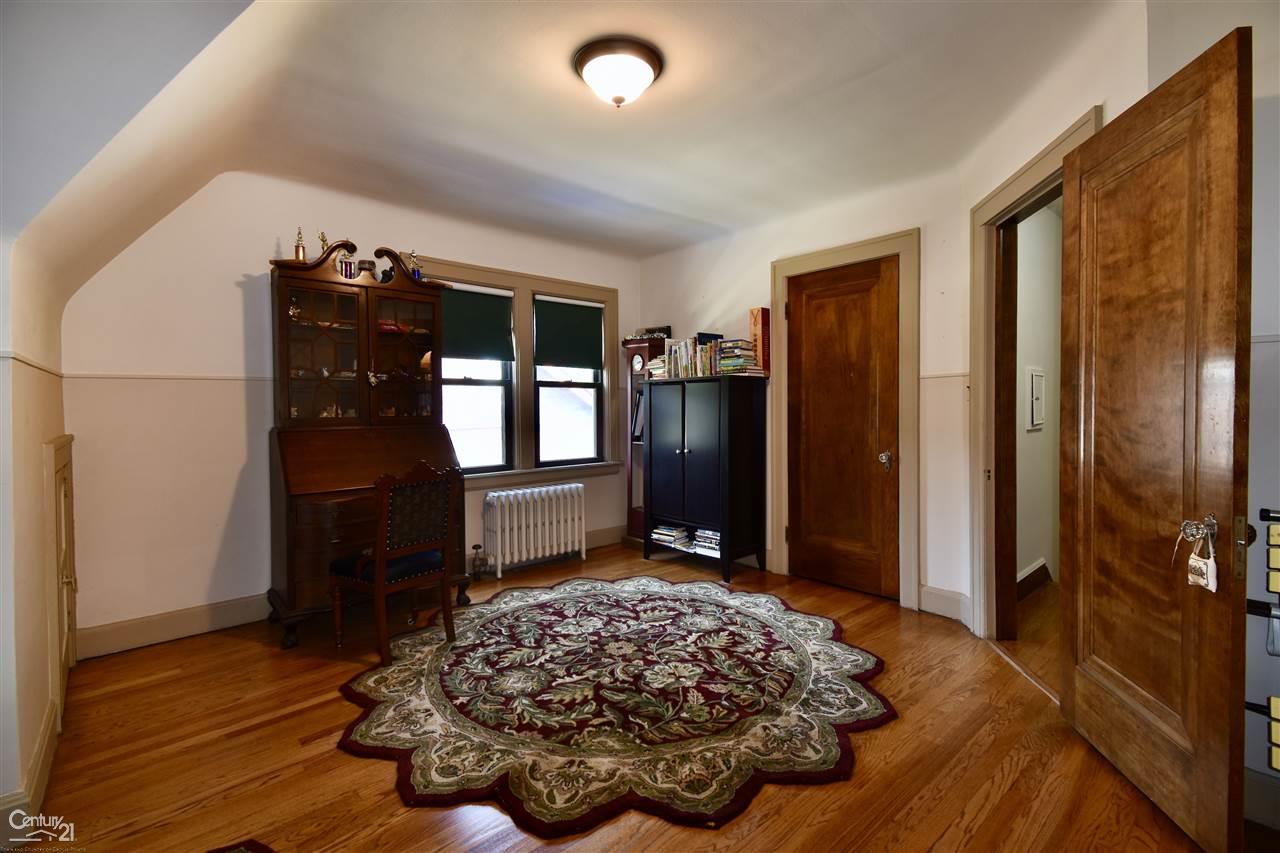826 Barrington Road Grosse Pointe Park, MI 48230 - Photo 24 of 31