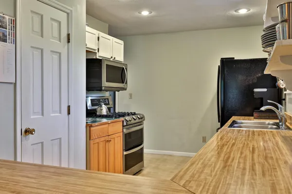 $519,000 | 185 Beans Bridge Road, Rochester, VT 05767