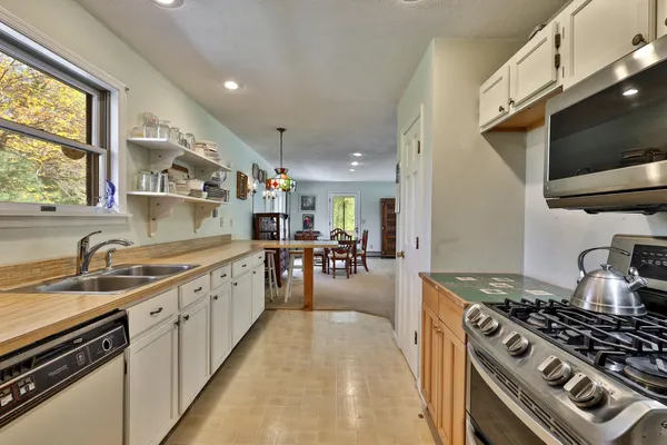 $519,000 | 185 Beans Bridge Road, Rochester, VT 05767