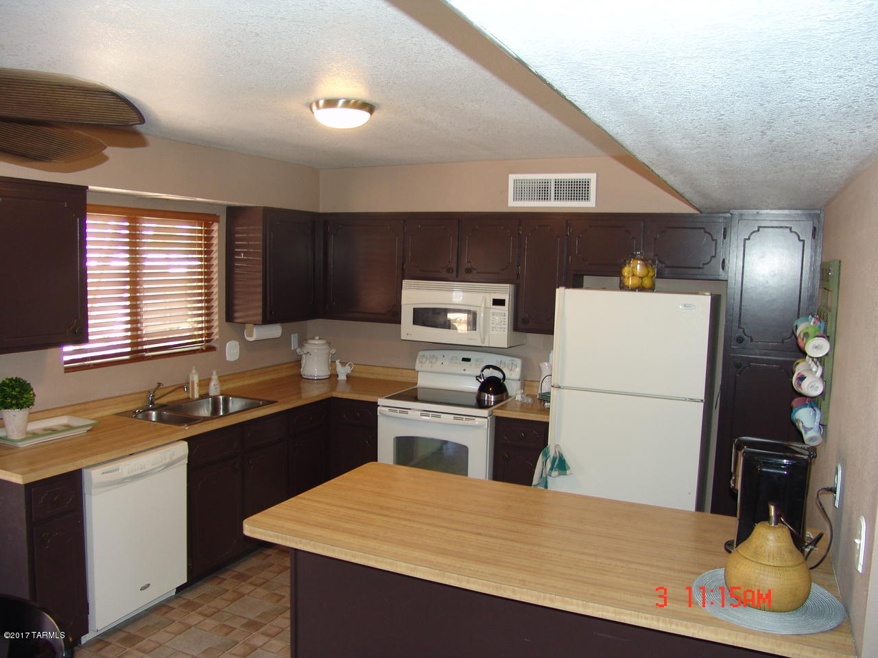 3933 West Massingale Road Tucson, AZ 85741 - Photo 4 of 25 Gallery Image 4