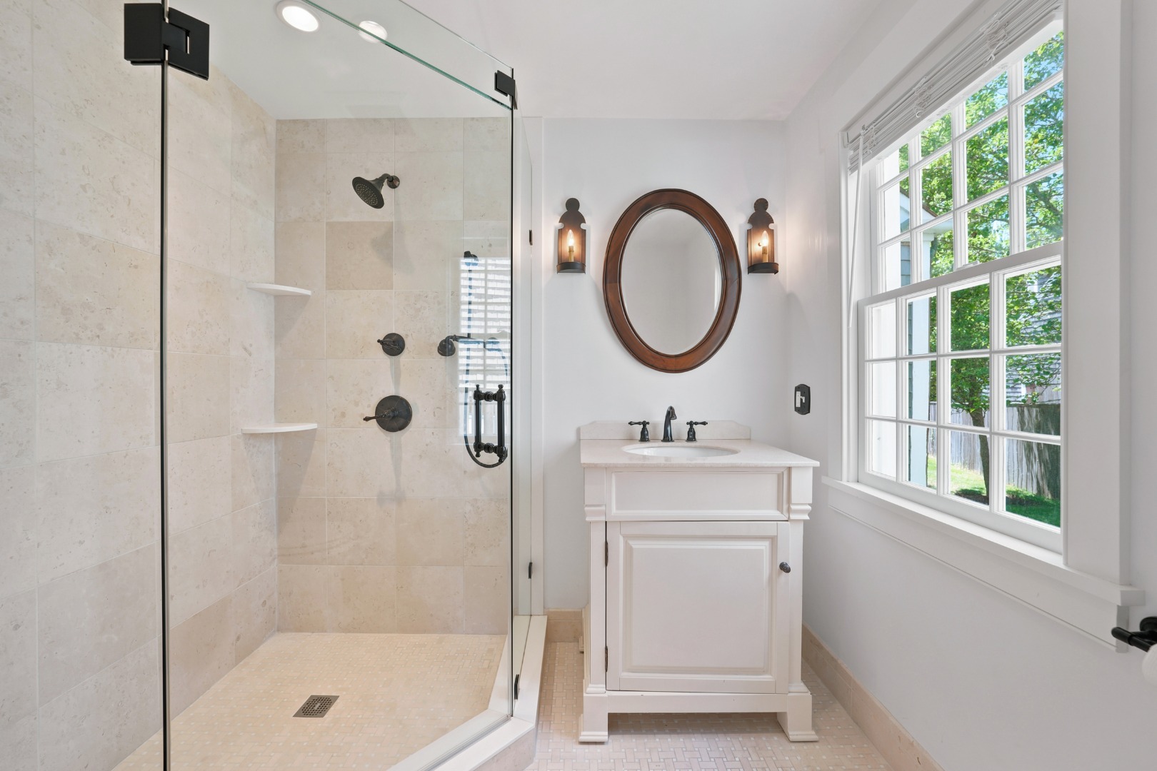 35 Pine Street Nantucket, MA 02554 - Photo 13 of 26
