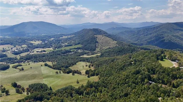 $37,900 | 240 Olde Stone Drive, Lansing, NC 28643