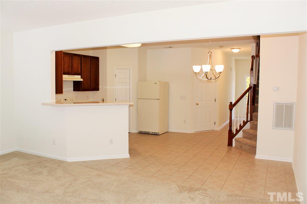 3043 Settle In Lane Raleigh, NC 27614 - Photo 4 of 19