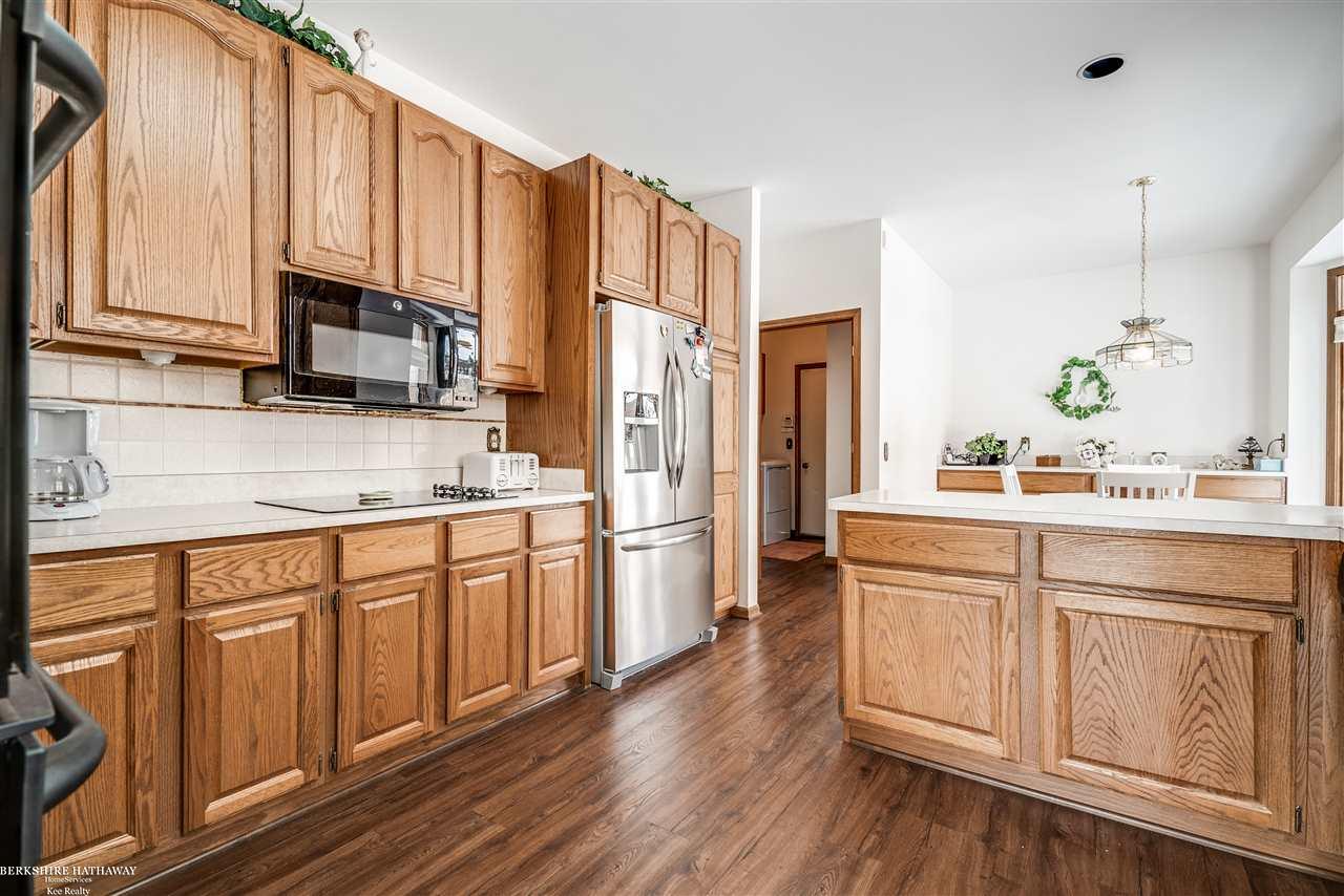 1151 Bluebird Drive Rochester, MI 48307 - Photo 24 of 49 31369477-23.JPG