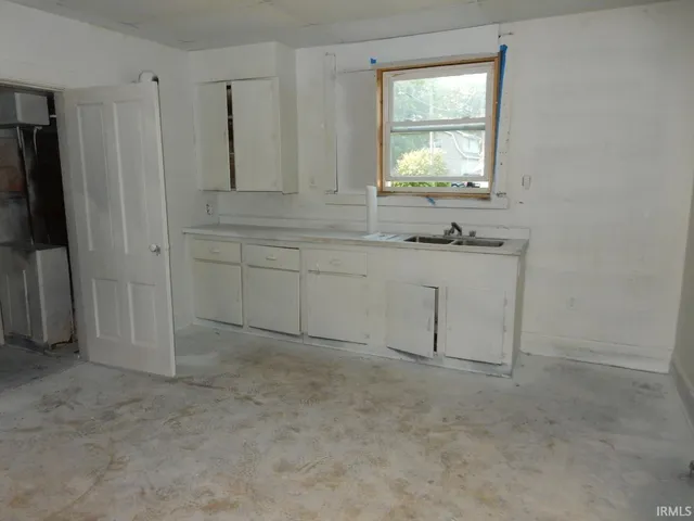 $69,900 | 1118 Cedar Street, Elkhart, IN 46514