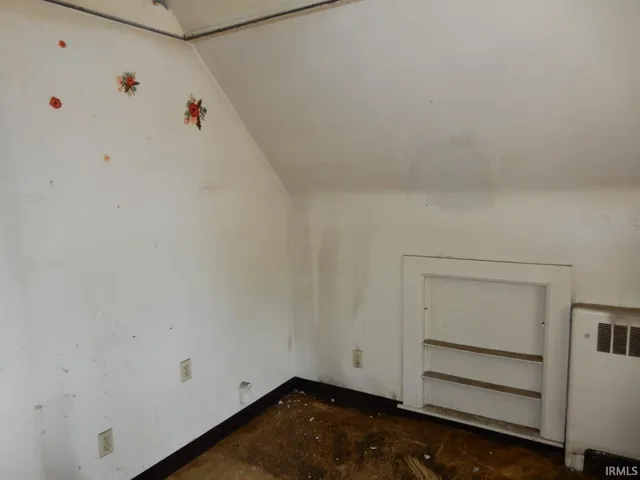 $69,900 | 1118 Cedar Street, Elkhart, IN 46514